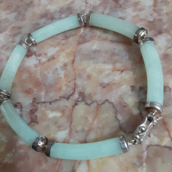 Jewelry - Sterling vintage jade bracelet